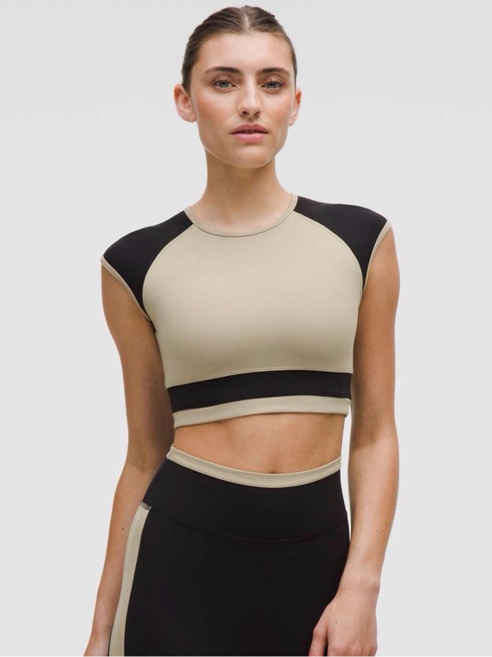 Lululemon nulu cropped cap sleeve shirt